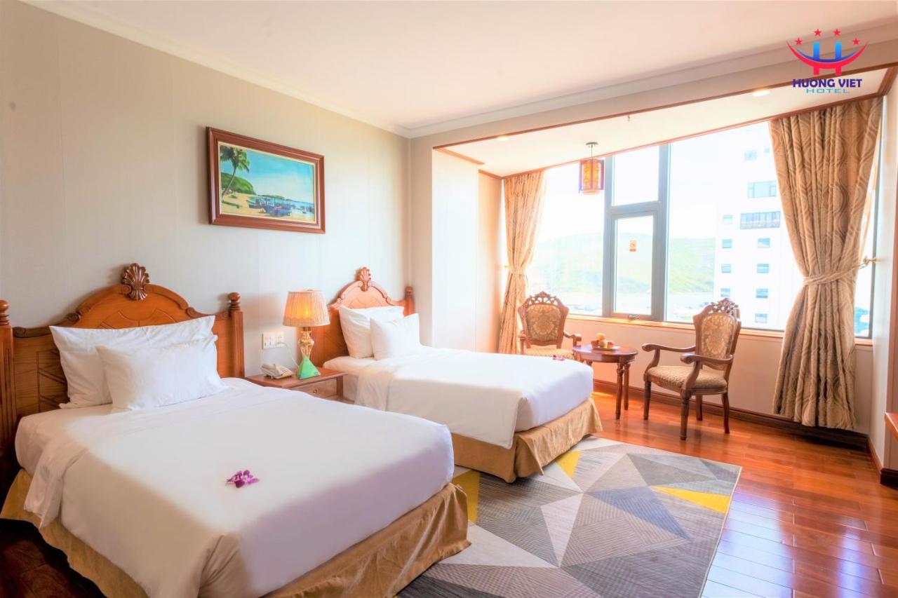 Huong Viet Hotel Quy Nhon - Beachfront Екстер'єр фото