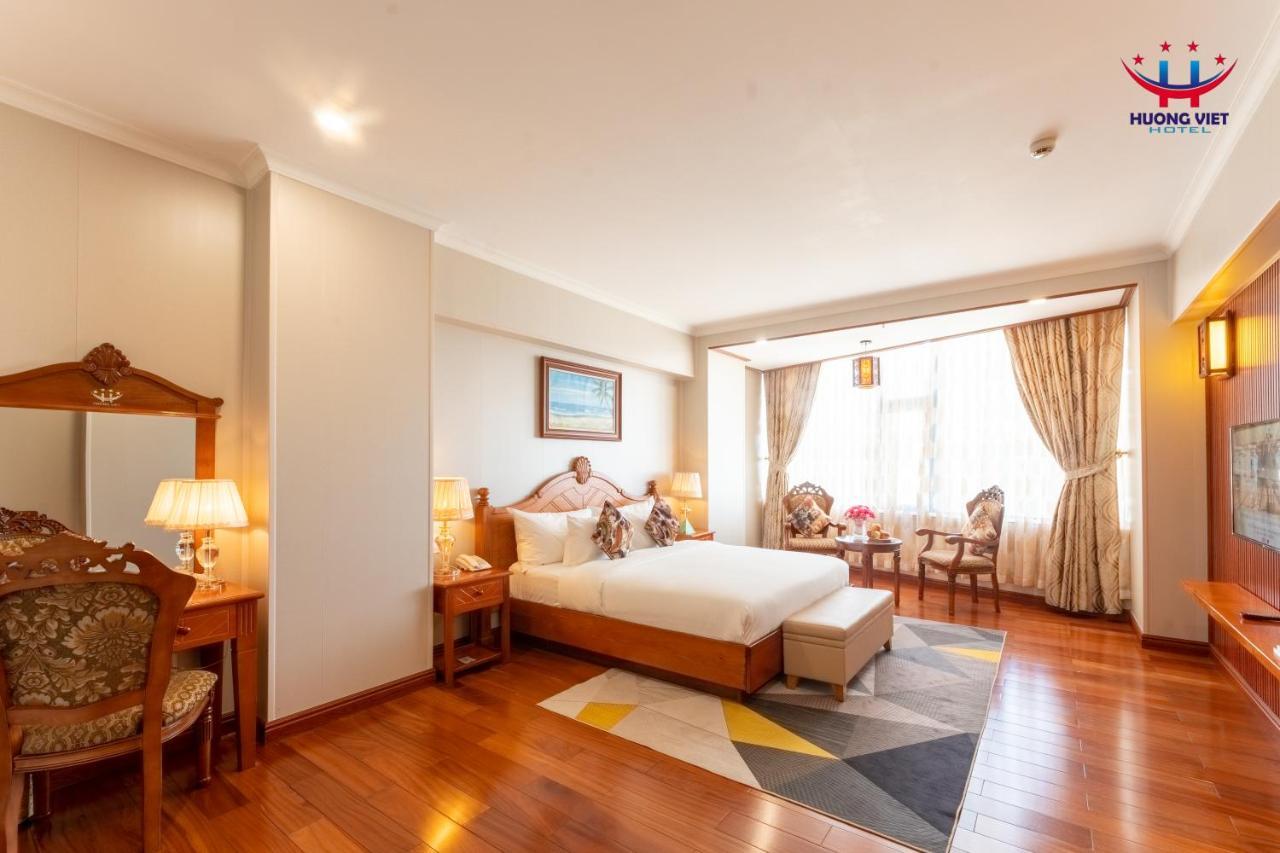 Huong Viet Hotel Quy Nhon - Beachfront Екстер'єр фото