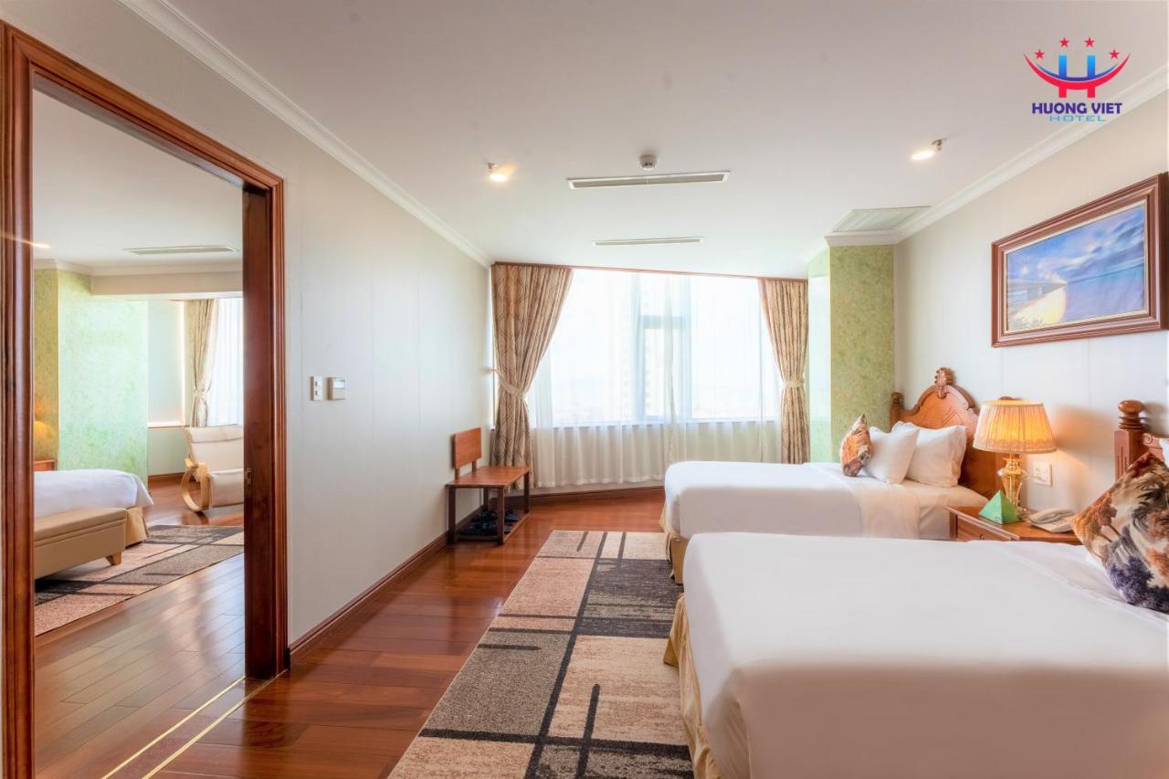 Huong Viet Hotel Quy Nhon - Beachfront Екстер'єр фото