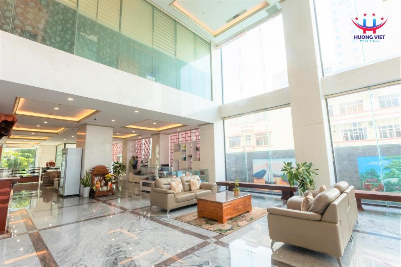 Huong Viet Hotel Quy Nhon - Beachfront Екстер'єр фото