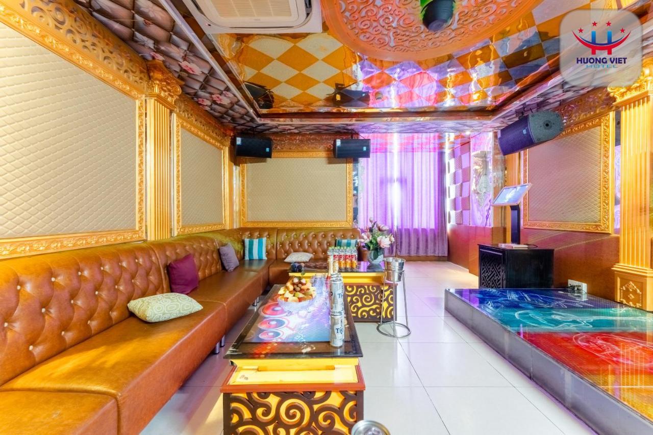 Huong Viet Hotel Quy Nhon - Beachfront Екстер'єр фото